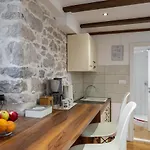 2 - Luxury With Terrace In Heart Of Split