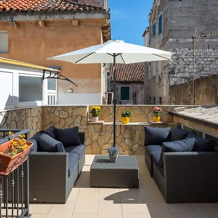 2 - Luxury With Terrace In Heart Of Split